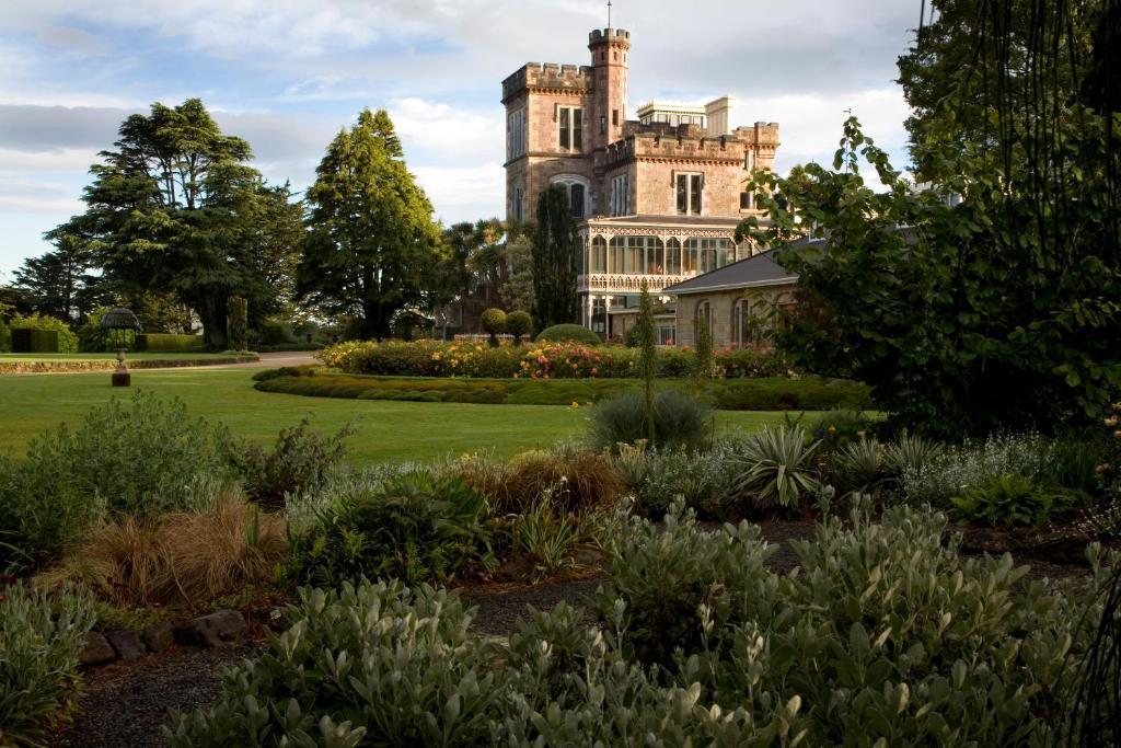 Camp Estate By Larnach Castle Villa *